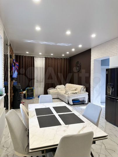 Коттедж 124,3 м² на участке 6 сот.