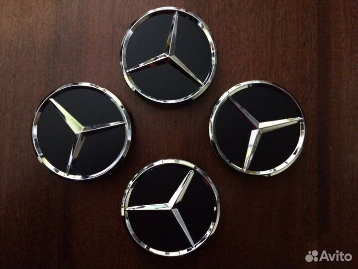 Колпак ступицы колеса Mercedes на колесный диск