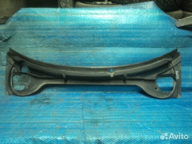 Жабо (планка под лобовое стекло) LADA Vesta