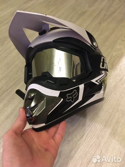 Кроссовый шлем fox