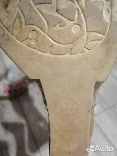 Босоножки женские 37 размер натуральная кожа