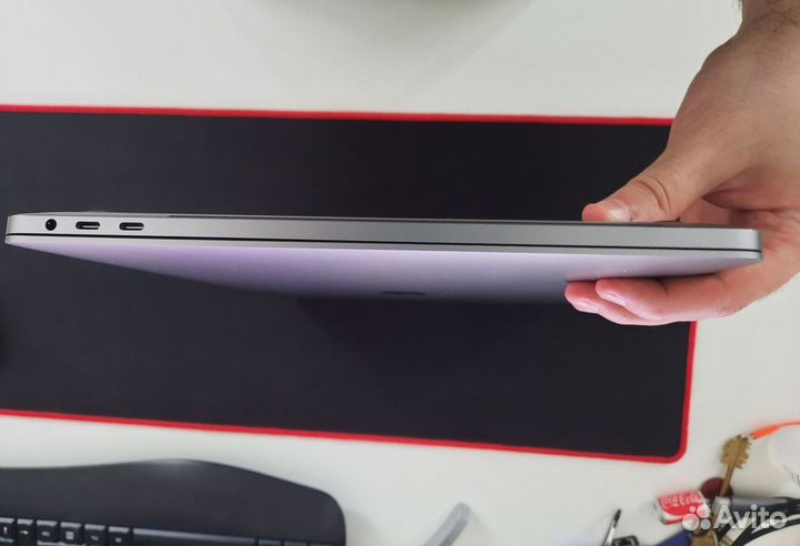 Macbook Pro 2019 i7/16Gb/512Gb 73 цикла