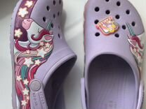 Crocs C13