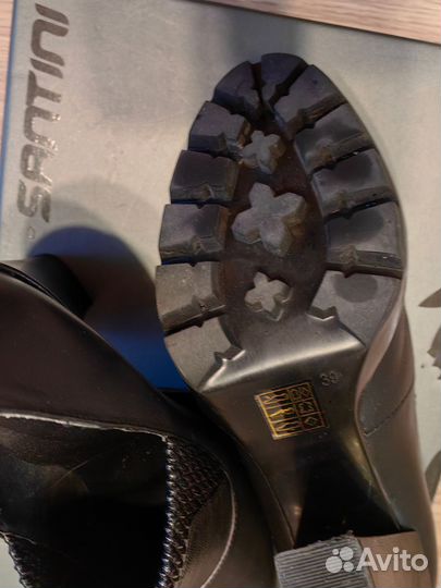 Каблуки чёрные 39