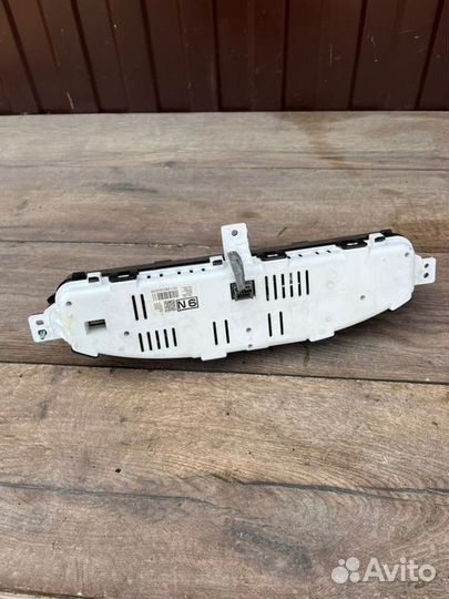 Информационный дисплей Honda Civic 4D 1.3 2008