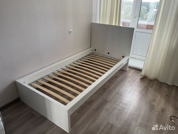 Кровать икеа мальм