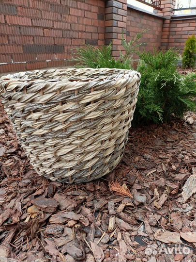 Кашпо 16 литров из искусственного ротанга