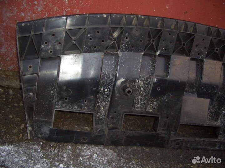 Пыльник переднего бампера Ниссан Х-Трейл с14