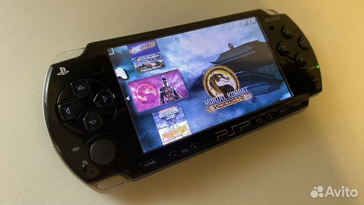 Sony PSP + 330 игр