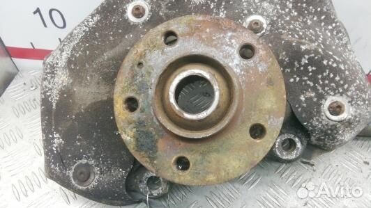 Ступица передняя левая audi A5 1 (1BS11K901)