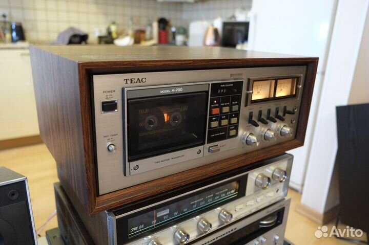 Teac A-700 кассетная дека