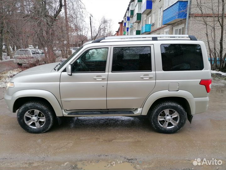 УАЗ Patriot 2.7 МТ, 2015, 138 000 км