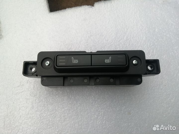Кнопка обогрева сидений Range Rover Spor 2 L494