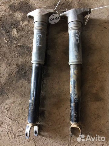 Стойка задняя в сборе Kia Ceed 1