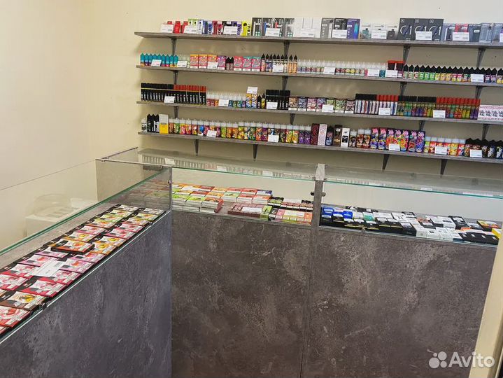 Готовый бизнес: табачный магазин в проходном месте