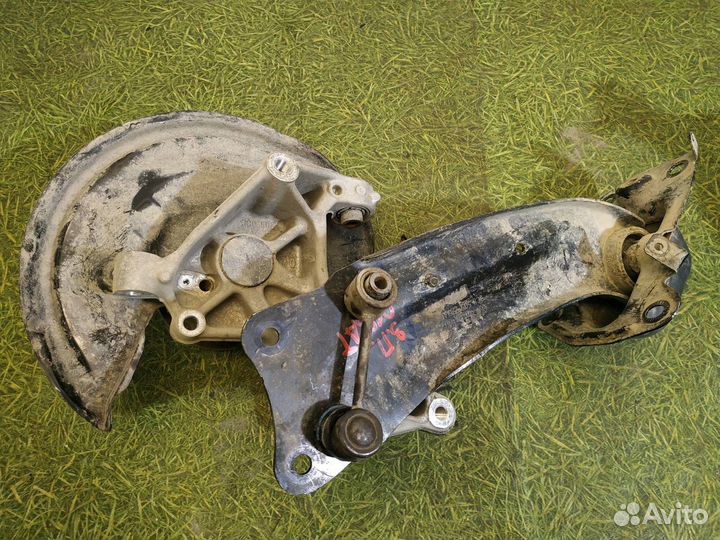 Кулак поворотный прав. зад. Volkswagen Passat