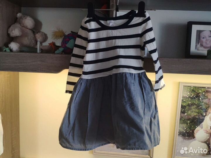 Платье на девочку gap