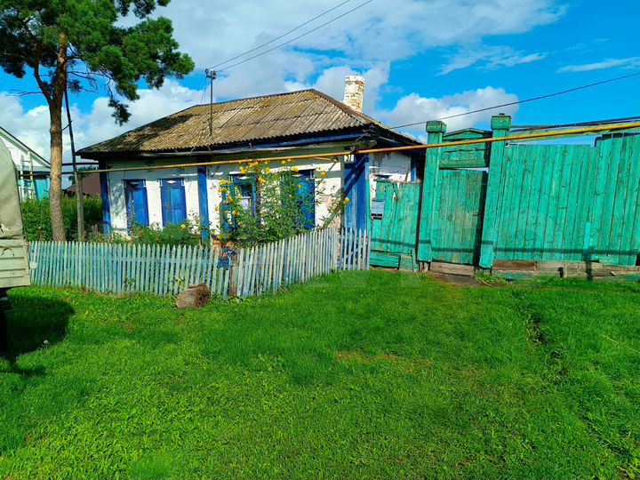 Дом 32,2 м² на участке 8,2 сот.