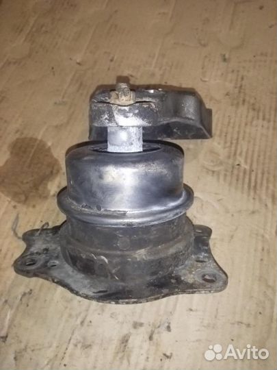 Опора двигателя skoda Octavia (A5 1Z) 2004-2013