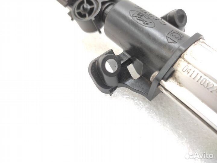 Форсунка омывателя фар передняя левая Volvo S60 2