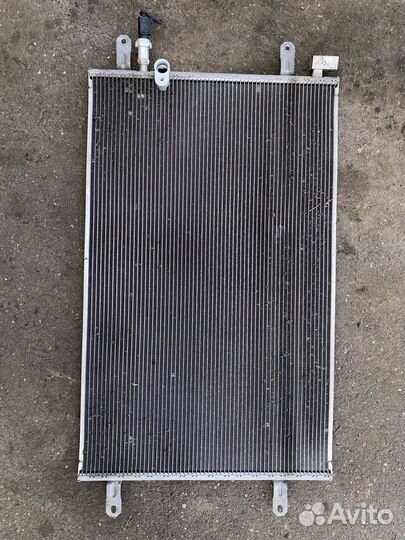 Радиатор кондиционера AUK Audi A6(4F2/C6) A6 C6 4F