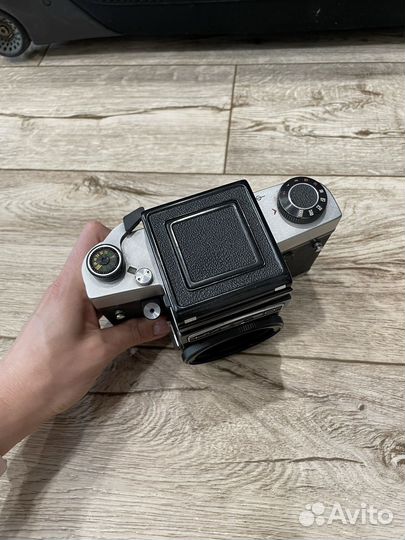 Пленочный фотоаппарат 