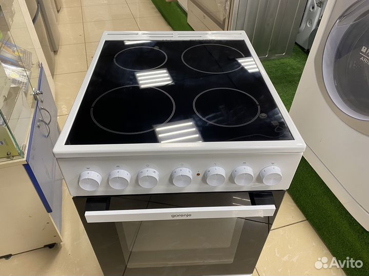 Электрическая плита (50-55 см) Gorenje GEC5B42WG