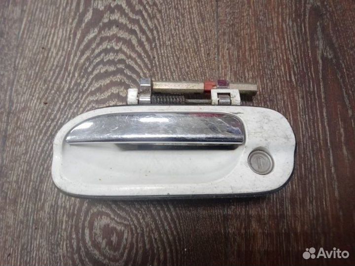 Ручка двери внешняя передняя левая Nissan Sunny
