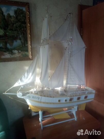 Продаю модель парусника ручной работы