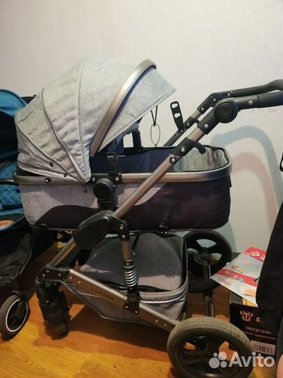 Прогулочная коляска