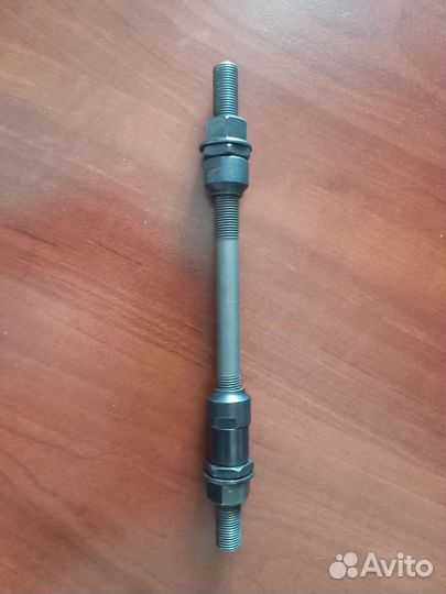 Задняя ось на велосипед L180мм