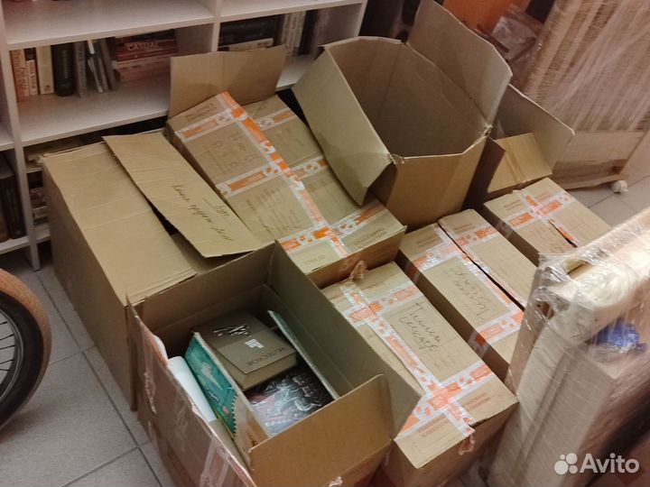 15 книг за тысячу, какие попадутся, не новые