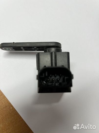 Датчик положения кузова