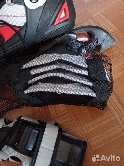 Роликовые коньки + набор защиты