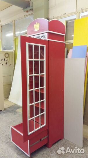Красная Телефонная Будка Шкаф в детскую London-14