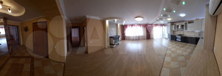 3-к. квартира, 108,6 м², 4/4 эт.