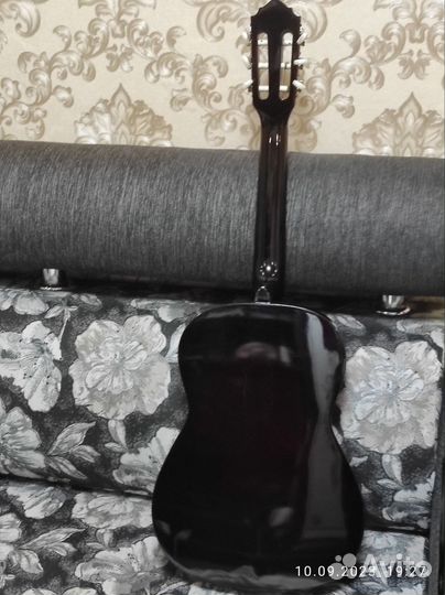 Классическая гитара 3 4