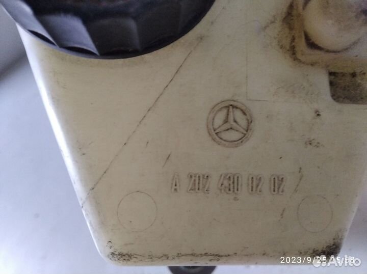 Главный тормозной цилиндр Мерседес W210