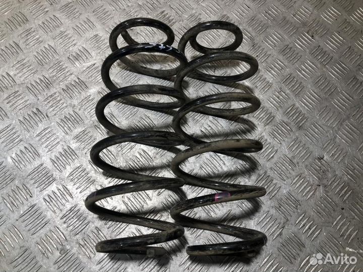 Пружина задняя Toyota Yaris 2005 2011