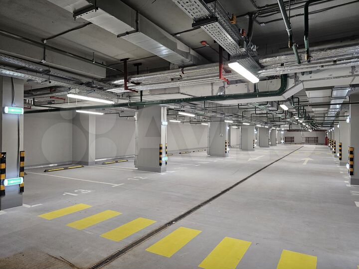 Машиноместо, 14 м²