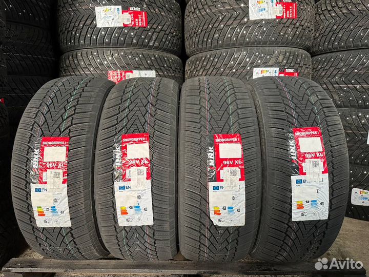 iLink SnowGripper I 245/35 R20 94V
