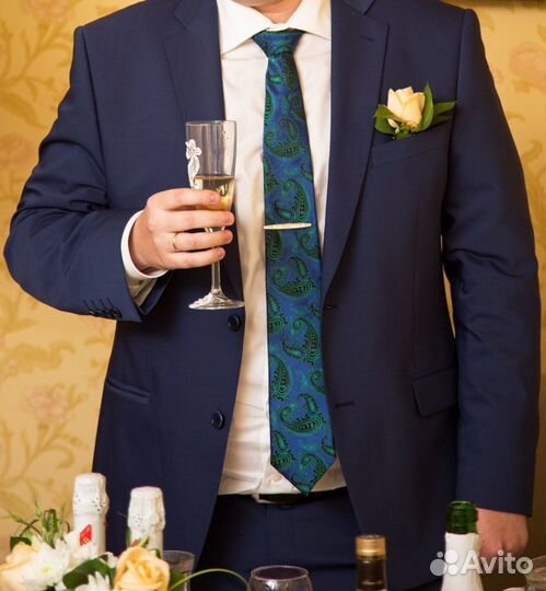 Cвадебный костюм (Италия, 54-56 размер)