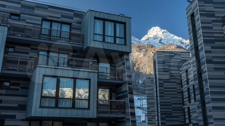 2-к. квартира, 60 м², 4/4 эт.