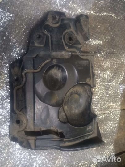 Ниссан Х-трейл Т31 пыльник двигателя