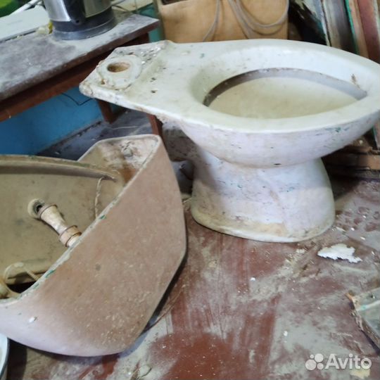 Унитаз с бочком бу для стройки