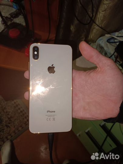 iPhone Xs, 256 ГБ
