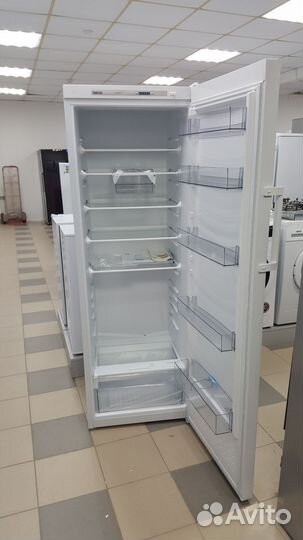 Холодильник Атлант 1601 новый