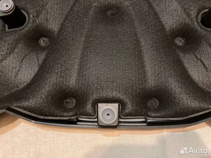 Крышка двигателя BMW X6 F16 декоративная 2014-2020