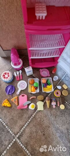 Детский холодильник, миксер и микроволновая печь