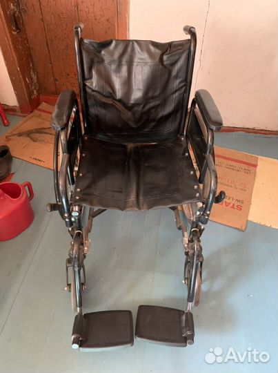 Коляска инвалидная